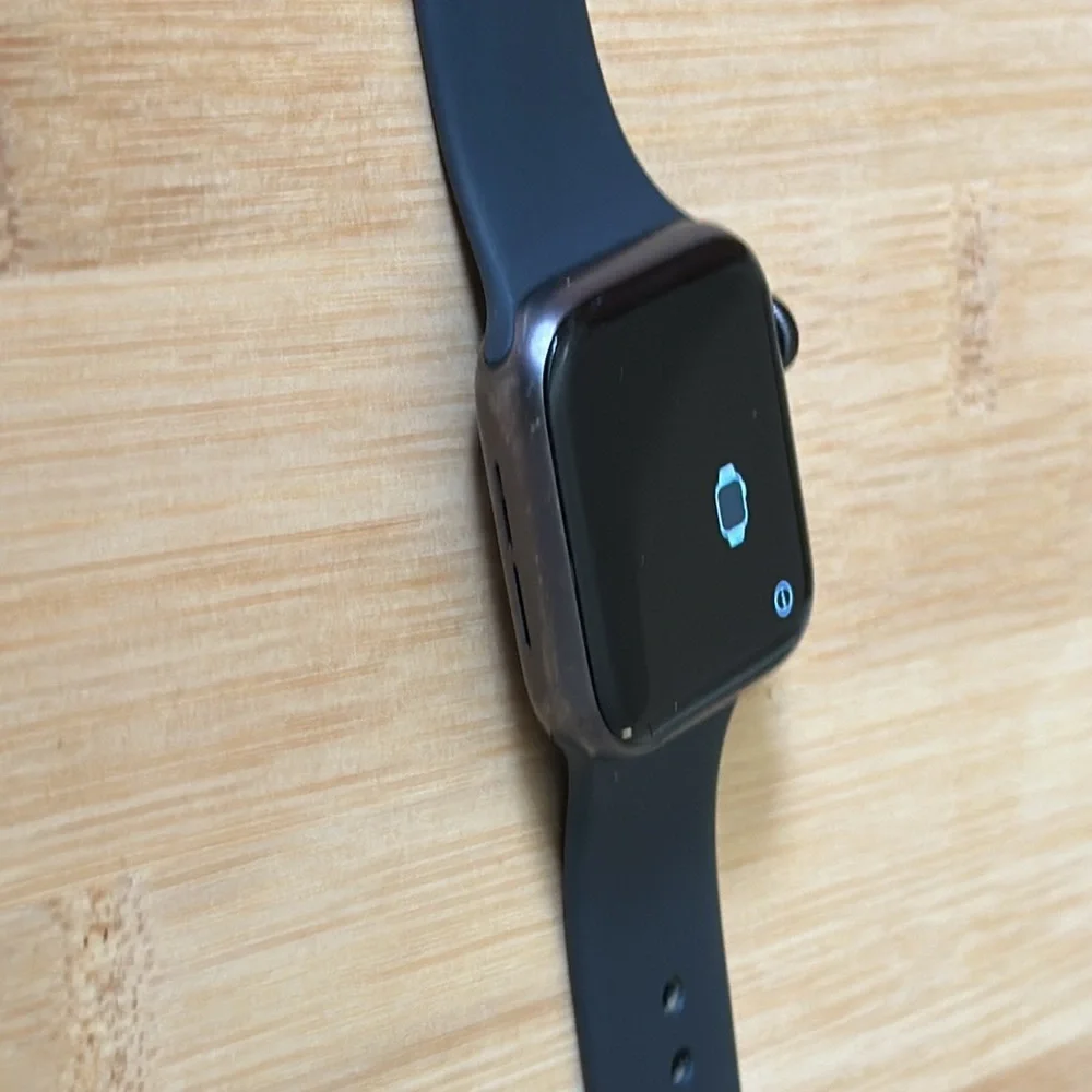 Apple Watch Series 5 40MM Space Gray Aluminum Case With Black Sport Band